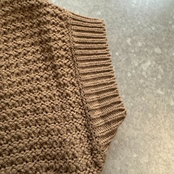 Guess Women’s Sweater - Picture 5 of 10